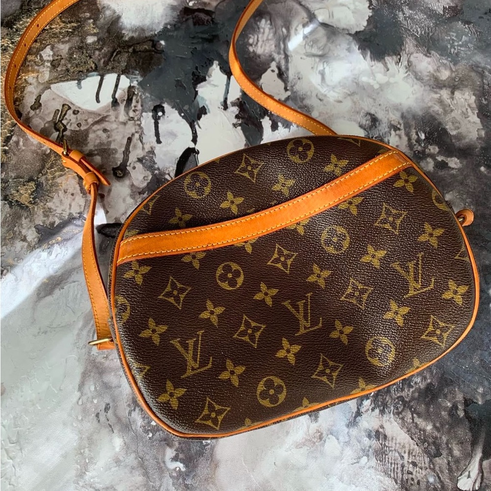 Louis Vuitton Brown Monogram Crossbody Bag
BLOIS CROSSBODY